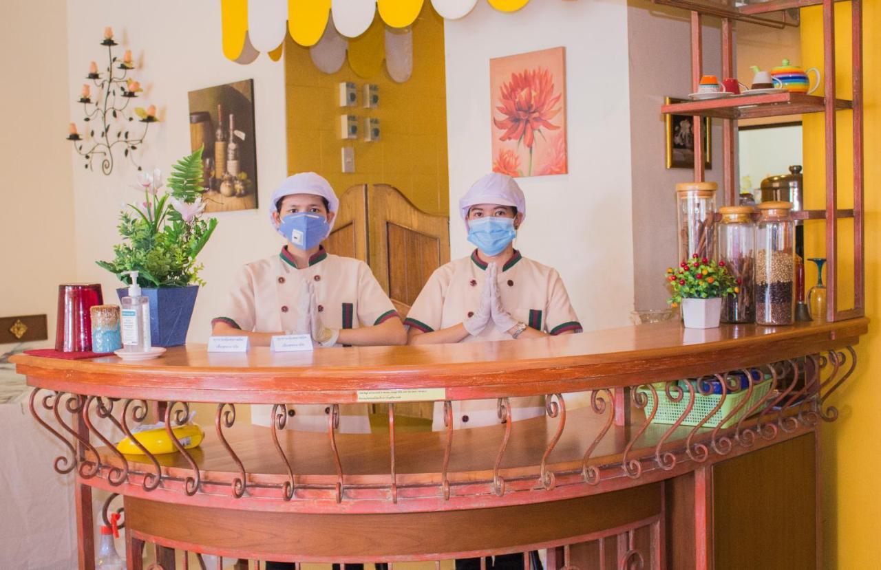 People Place Boutique In Town - Sha Extra 3*